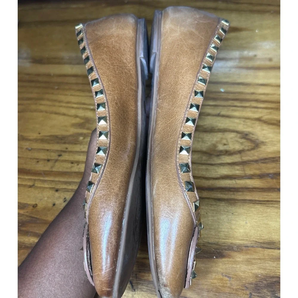 Tory‎ Burch Dale Ballet Flats Womens 8 Tan Leather Studded Logo shoes